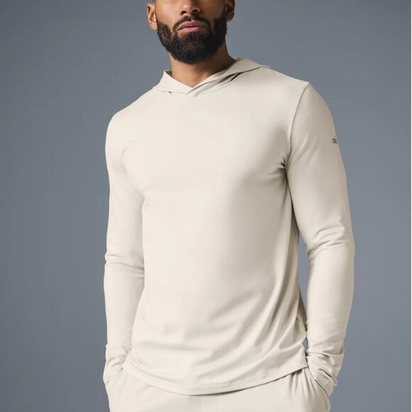 NEW Alo Yoga Men Conquer Reform Long Sleeve With Hood in Bone size L Large - Picture 1 of 3